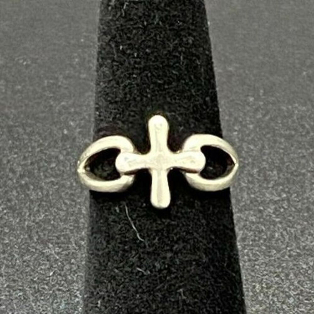 925 Sterling Silver Ring Size 5.75 Cross Motif Split Shank